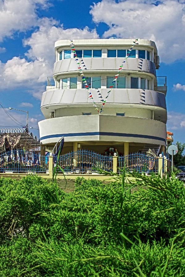 Семеен Хотел "Кораб Ренеса" Ravda Ngoại thất bức ảnh